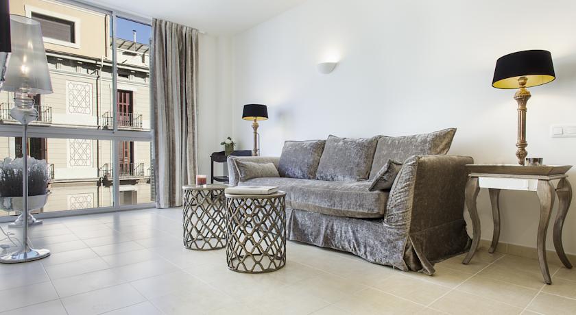 Splendom Suites Pau Claris Barcelona Bagian luar foto