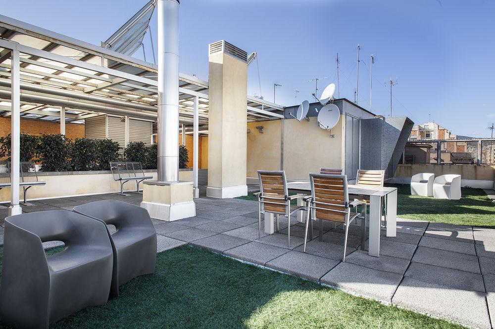 Splendom Suites Pau Claris Barcelona Bagian luar foto