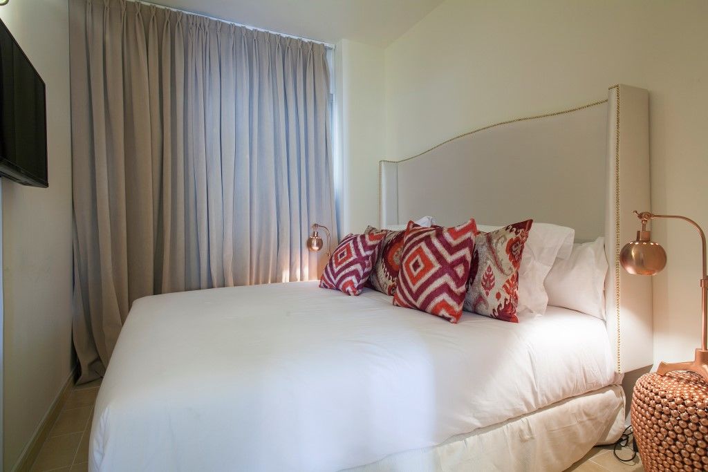 Splendom Suites Pau Claris Barcelona Bagian luar foto